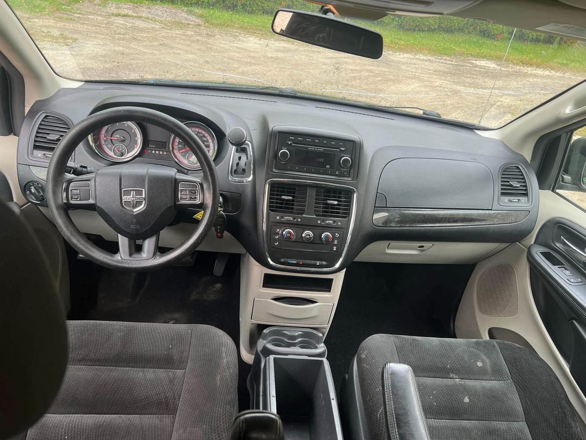 2016 Dodge Caravan usagé à vendre à Portneuf — photo 3