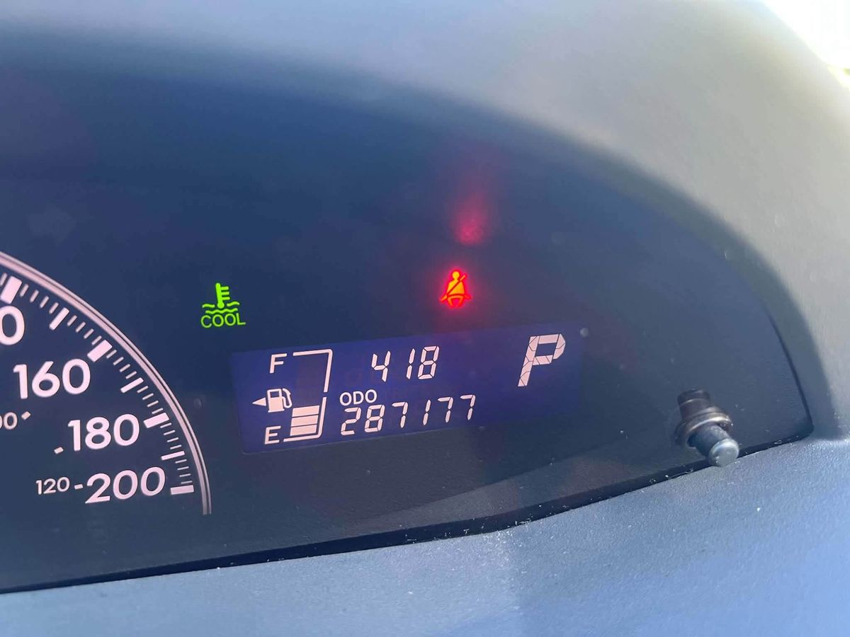 2008 Toyota Yaris usagé à vendre à Portneuf — photo 5