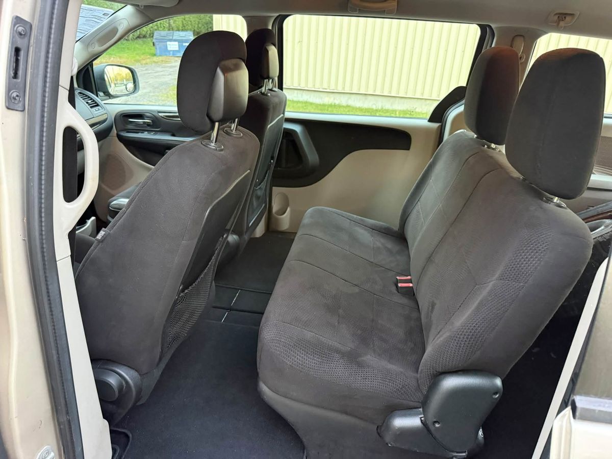 2013 Dodge Caravan usagé à vendre à Portneuf — photo 2