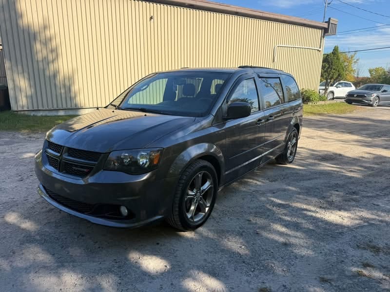 2017 Dodge Caravan usagé à vendre à Portneuf — photo 1