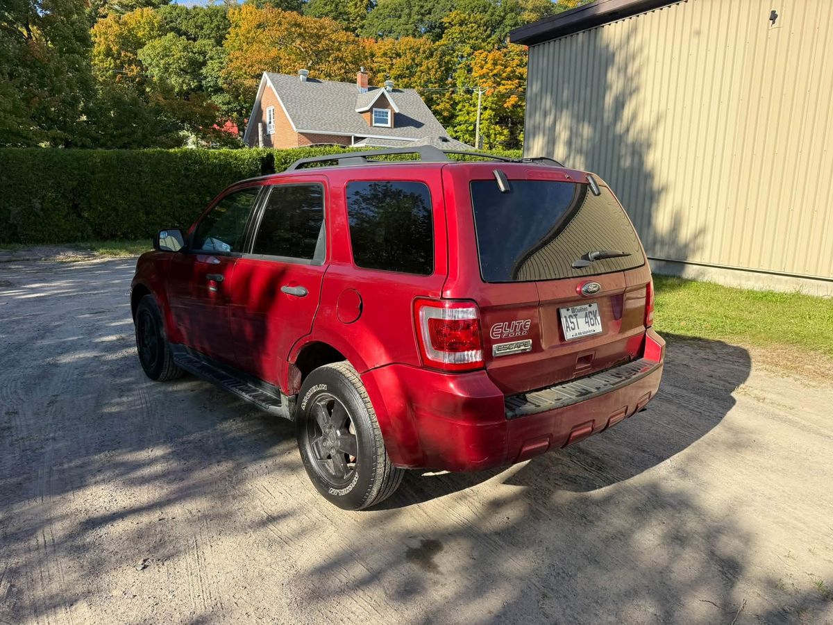 2012 Ford Escape usagé à vendre à Portneuf — photo 2