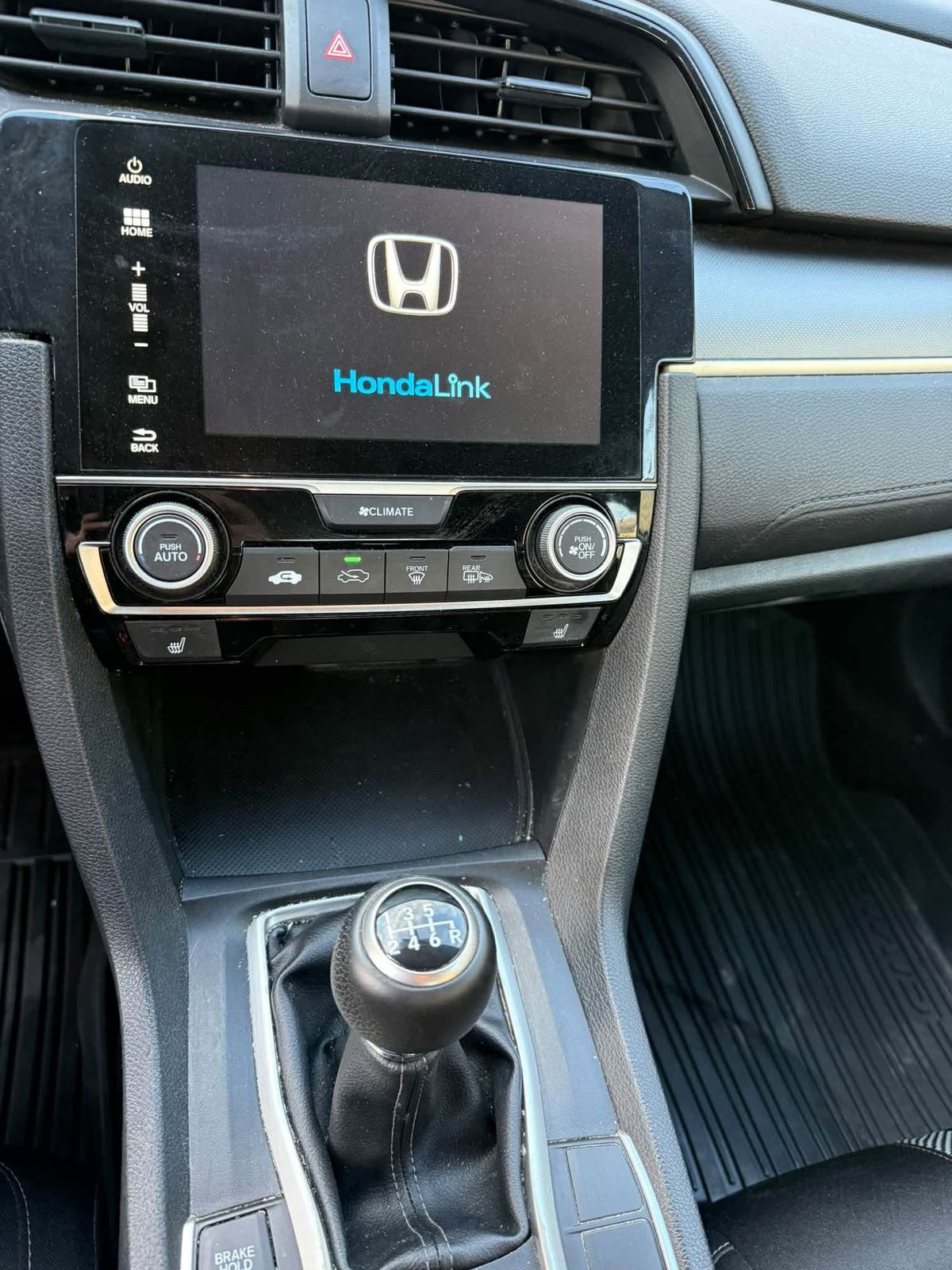 2018 Honda Civic usagé à vendre à Portneuf — photo 4