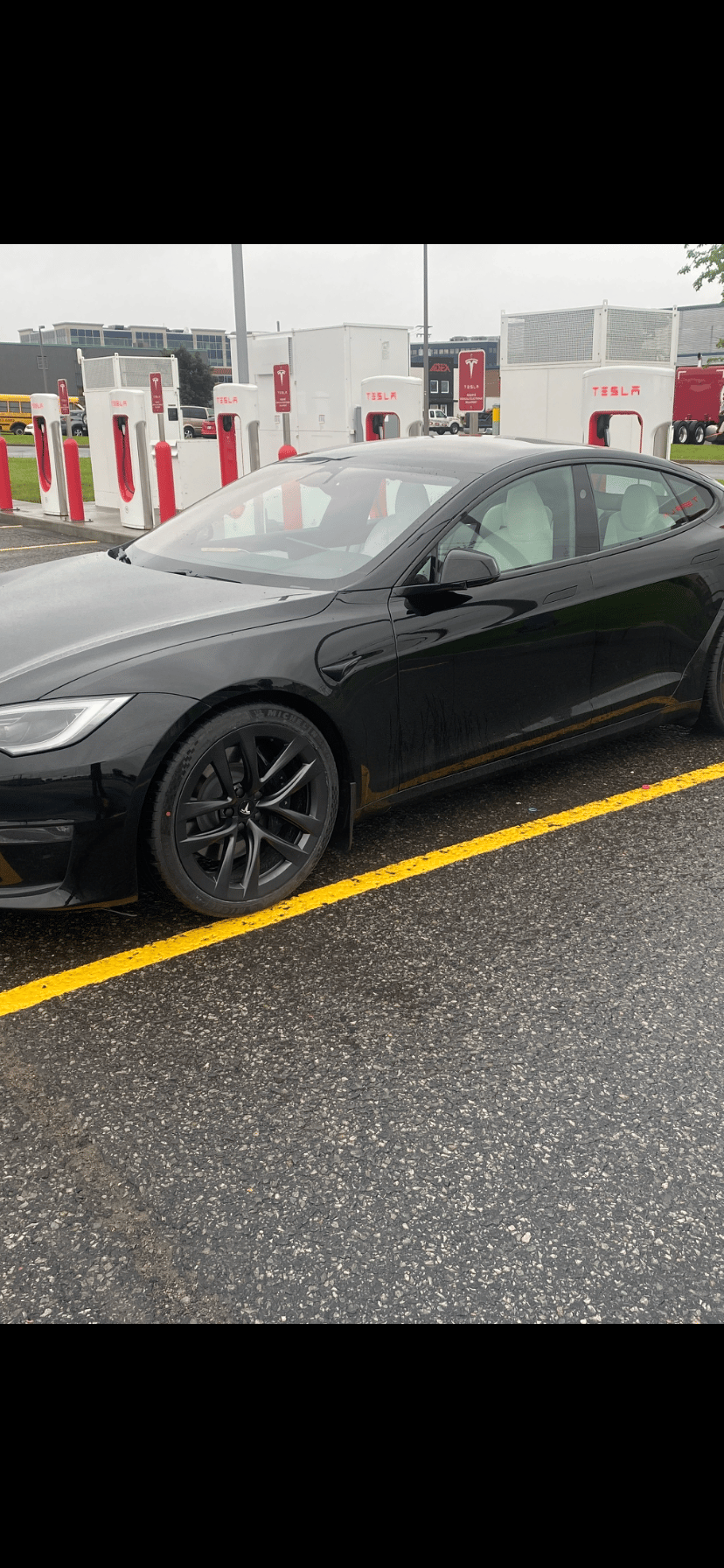2023 Tesla S usagé à vendre à Portneuf — photo 1