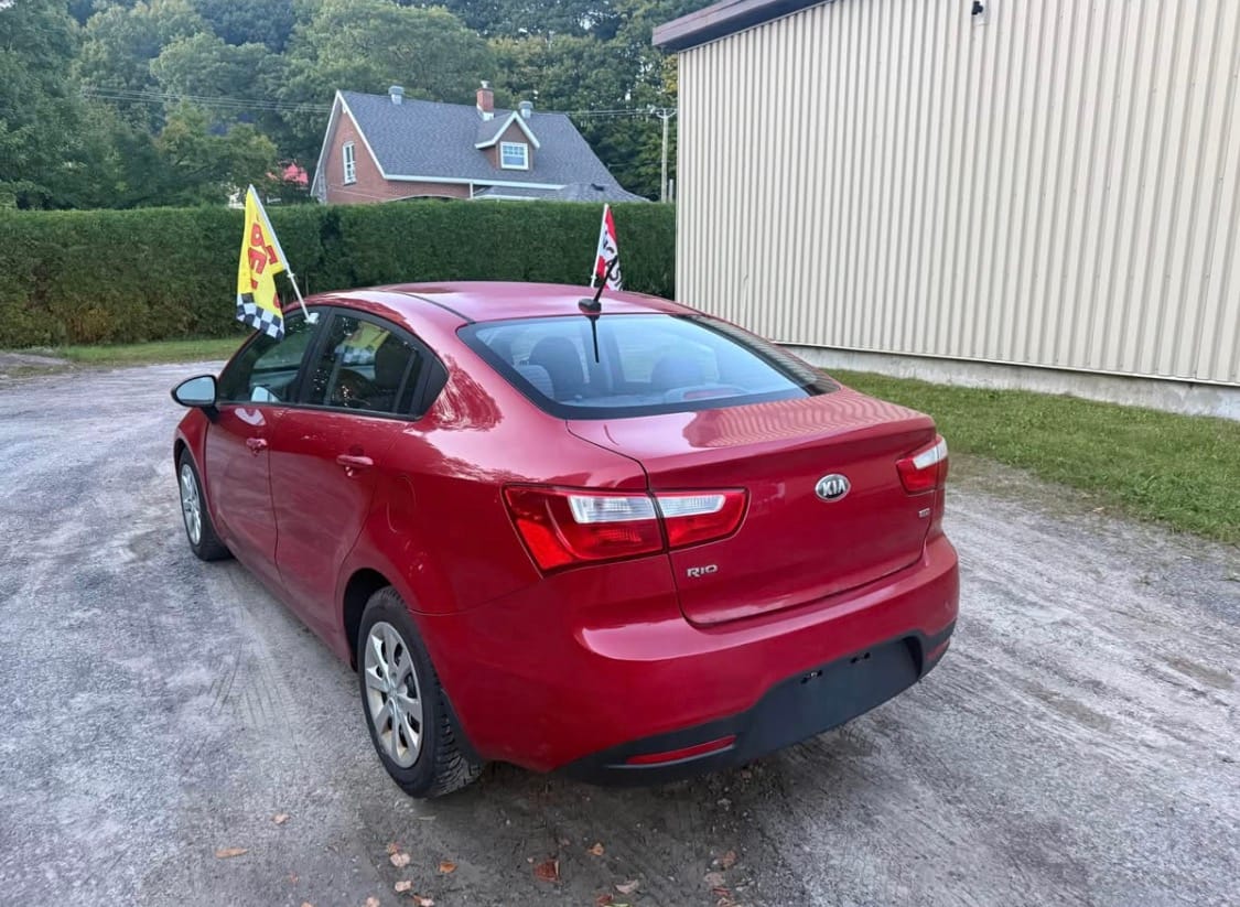 2014 Kia Rio usagé à vendre à Portneuf — photo 4