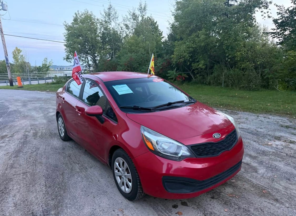 2014 Kia Rio usagé à vendre à Portneuf — photo 1